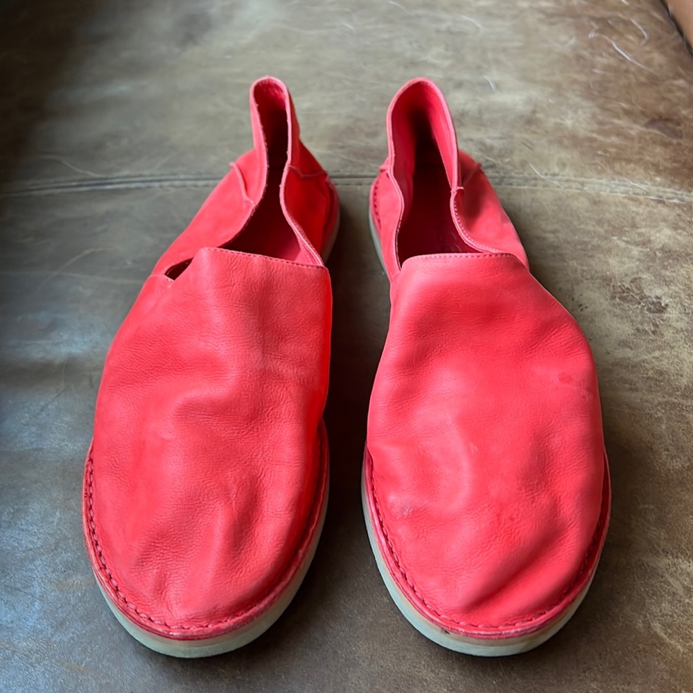 Vince Flats size 8
